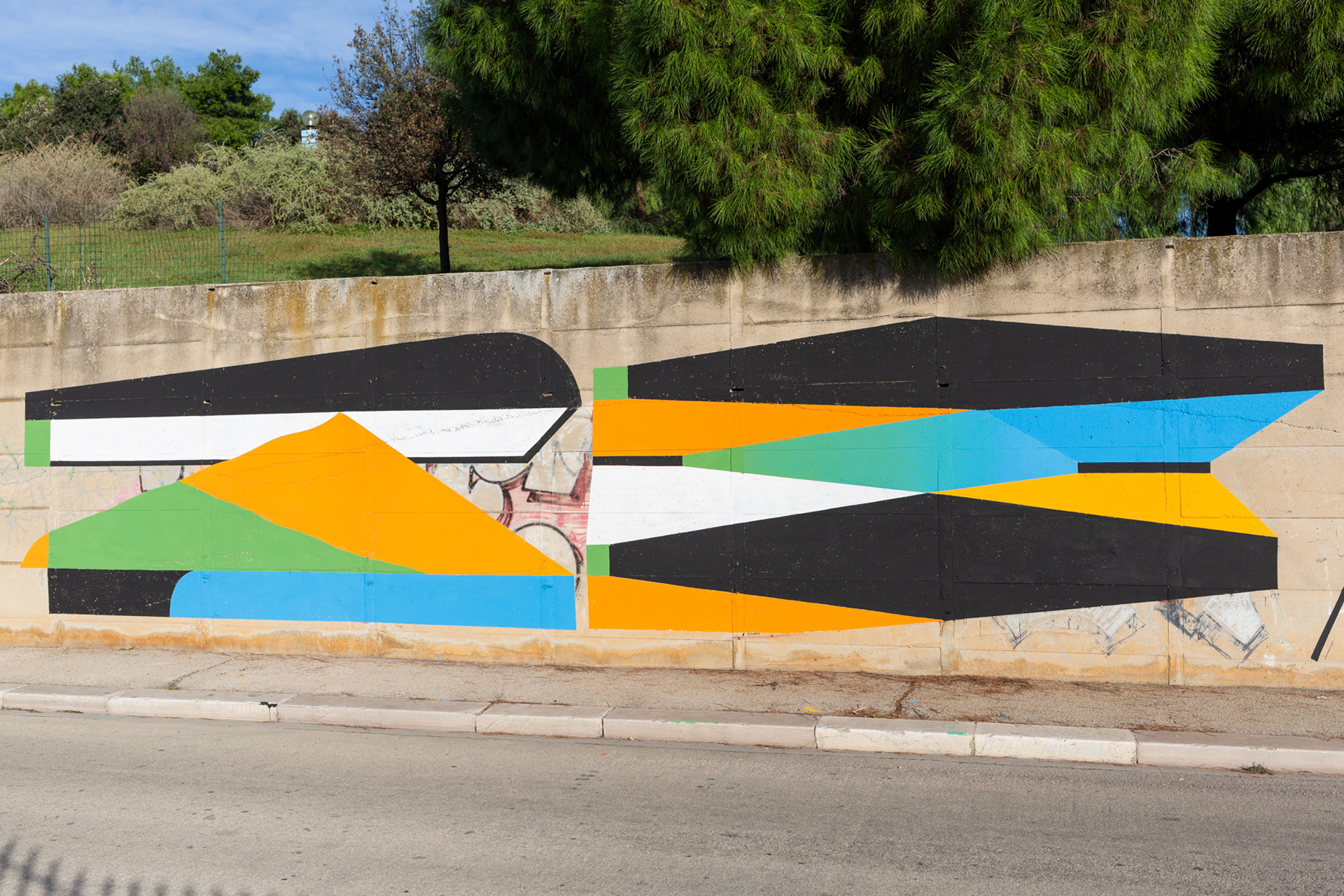 Opera murale Ecopoli a Bari